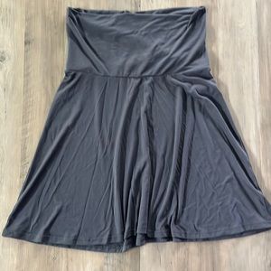 Womens Old Navy M cotton knit tube waist skirt in dark gray excellent condition